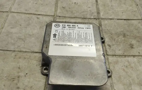 Skoda Superb B5 (3U) Airbag control unit/module 1C0909605K 5WK43125