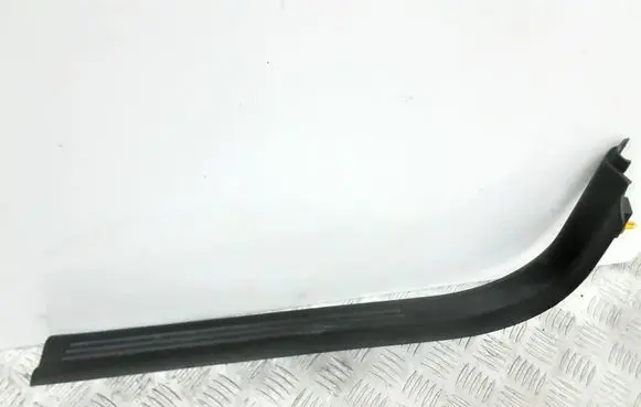 Front sill trim cover