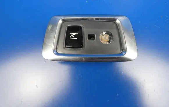 Volvo XC90 Rear seat light 31457645 201510B