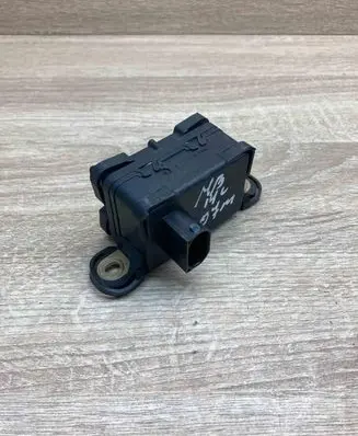 Mercedes-Benz ML W164 ESP acceleration yaw rate sensor A0045421818 SC03 FD05M05
