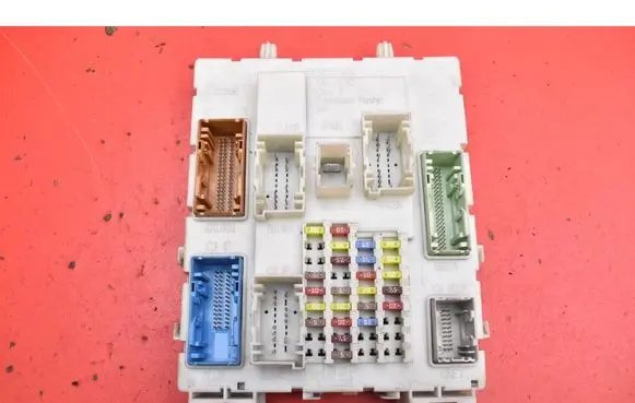 Ford Focus Fuse box set AV6T9A340AAA
