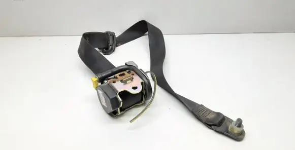 Mercedes-Benz Vaneo W414 Rear seatbelt 561009901
