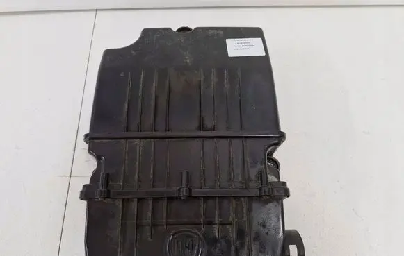 Fiat Panda III Air filter box 51886106