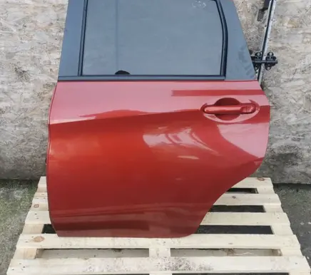 Nissan Note (E12) Rear door