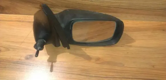 Ford Escort Front door electric wing mirror