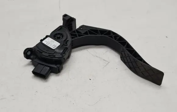Audi Q5 SQ5 Accelerator throttle pedal 8K1723523A