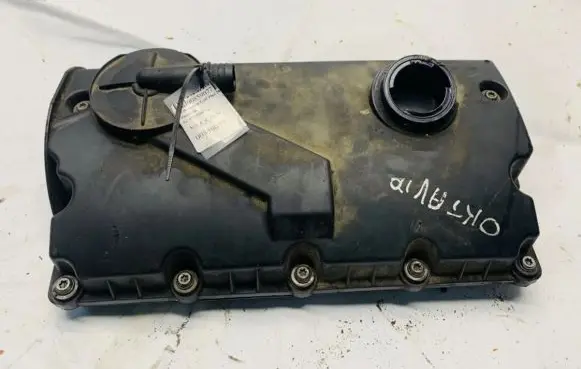 Volkswagen Golf Plus Rocker cam cover 038103475n 038103469