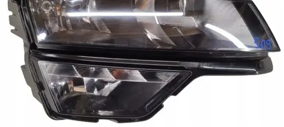 Skoda Karoq Headlight/headlamp