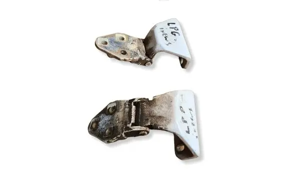Iveco Daily 3rd gen Front door hinge set 