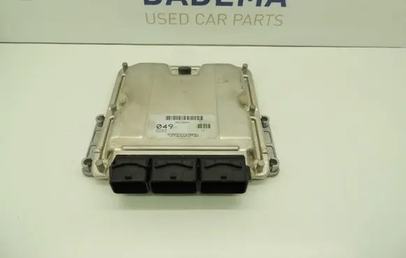 Volvo S40, V40 Engine control unit/module 30630049 281010440 D146