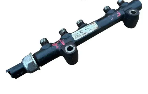 Ford Focus Fuel main line pipe 9685297580 28497Z01 121960077