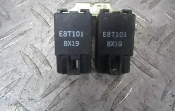 Mitsubishi Space Star Other relay e8t101