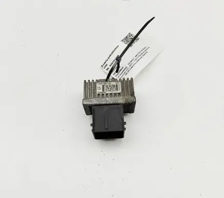 Renault Master III Glow plug pre-heat relay 110678071R