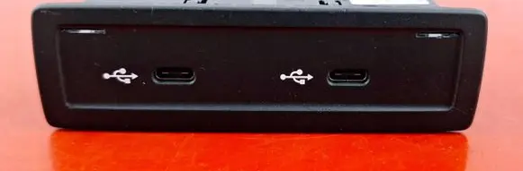 Mercedes-Benz A W177 USB socket connector A2478204002