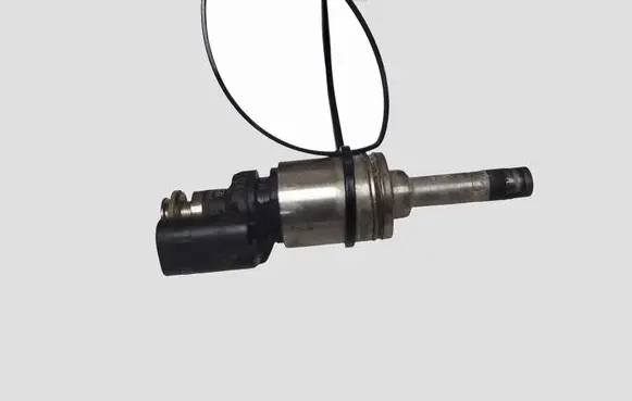 Ford Fiesta Fuel injector DM5G9F593AC 0261500556