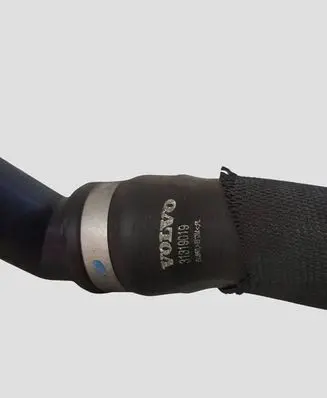 Volvo V60 Engine coolant pipe/hose 31319019