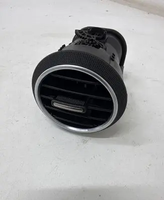 Audi A3 S3 8P Dashboard side air vent grill/cover trim 8P0820901A 2507037172