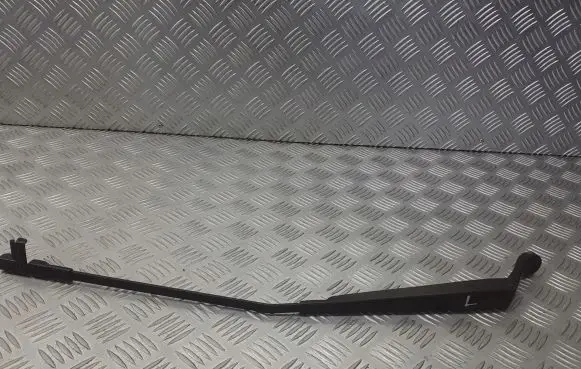 Peugeot 407 Front wiper blade arm