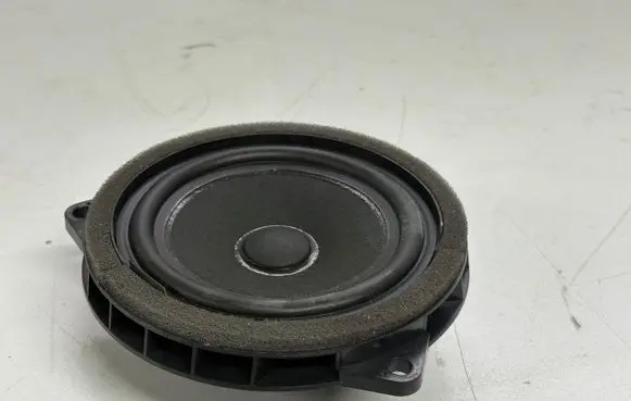 BMW X1 U11 Front door speaker 9442520