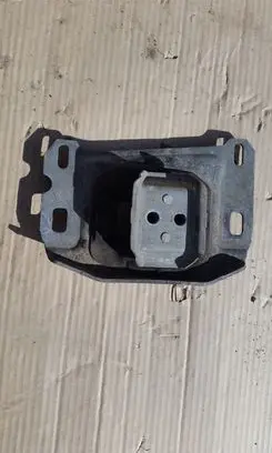 Citroen C4 II Picasso Gearbox mounting bracket 9812667680