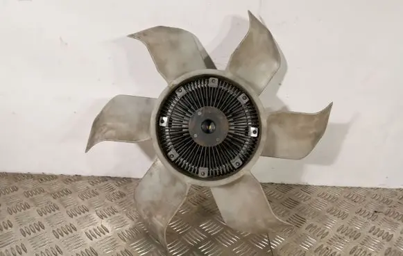 Mitsubishi Pajero Viscous fan clutch 