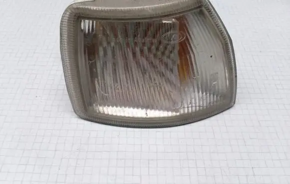 Opel Vectra A Front indicator light 90358100