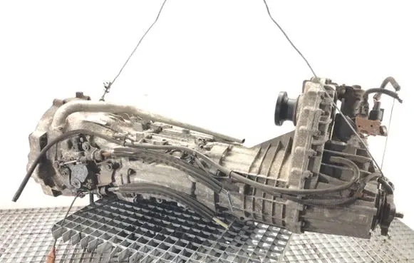 Porsche Cayenne (9PA) Manual 5 speed gearbox 1068401037