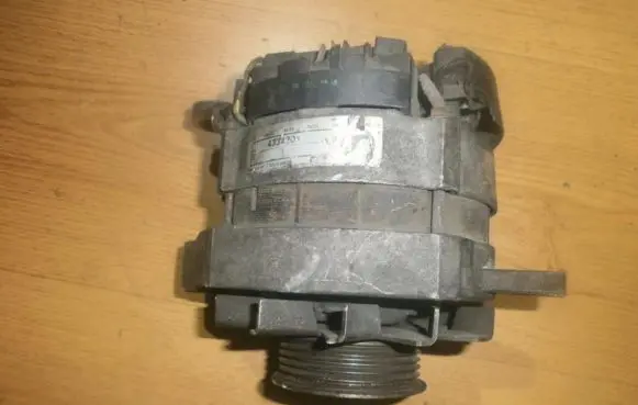 Renault Clio I Generator/alternator valeo433420 a13n29