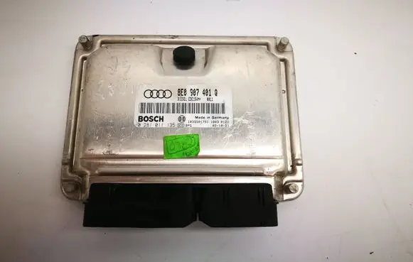 Audi A4 S4 B6 8E 8H Engine control unit/module 8E0907401Q