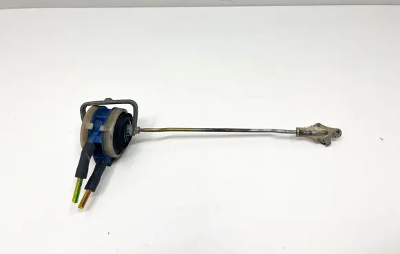 Mercedes-Benz SLC C107 Engine mount vacuum valve A1078000675 1078000675
