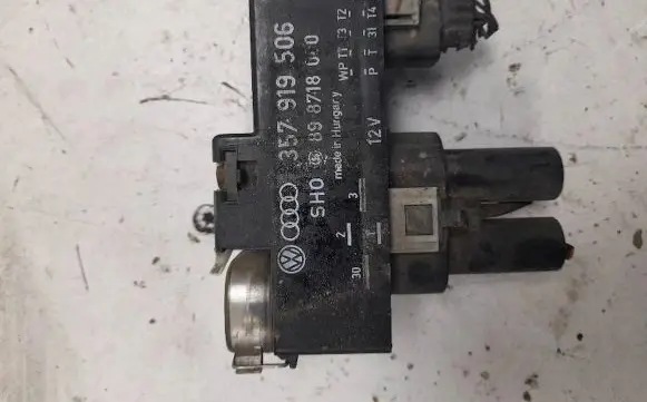 Ford Galaxy Fan control module 