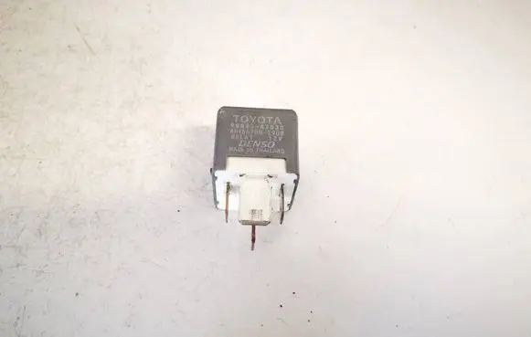Toyota Corolla Verso AR10 Other relay 9008087030