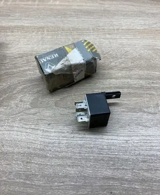 Renault Espace II Other relay 12V25A03508