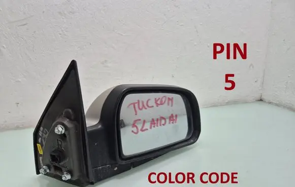 Hyundai Tucson JM Front door electric wing mirror 