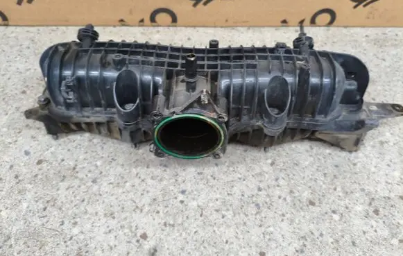 Volvo XC90 Intake manifold 31431777