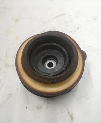 Jeep Cherokee Front upper strut mount 