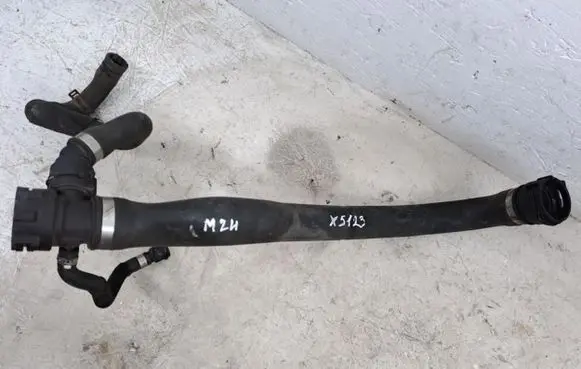 BMW 5 F10 F11 Engine coolant pipe/hose 7809817