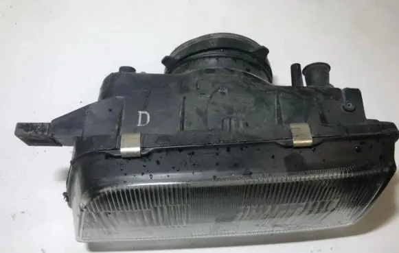 Nissan Sunny Headlight/headlamp 1218 iki1218