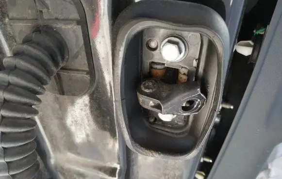 Renault Laguna III Front door check strap stopper 