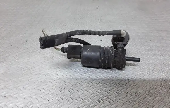 Volkswagen Caddy Windscreen/windshield washer pump 1K6955651