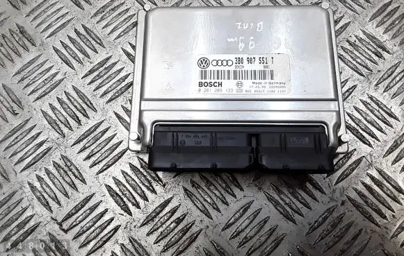 Audi A6 S6 C5 4B Engine control unit/module