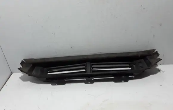 Volvo XC90 Intercooler air channel guide 31353797