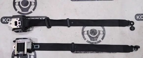 Porsche 718 Cayman 982 982c Set of seat belts 616863000