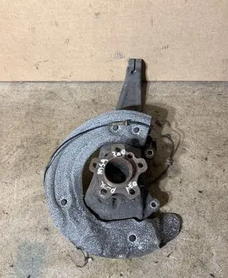 BMW 5 G30 G31 Front wheel hub