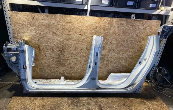 Mitsubishi L200 Sill 
