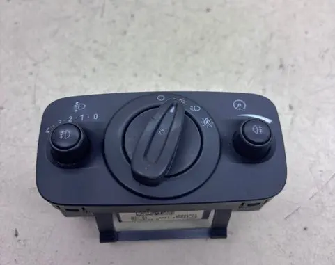 Ford C-MAX II Light switch AV6T13A024CB