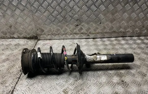 Seat Leon IV Front shock absorber with coil spring 5WA413023AA