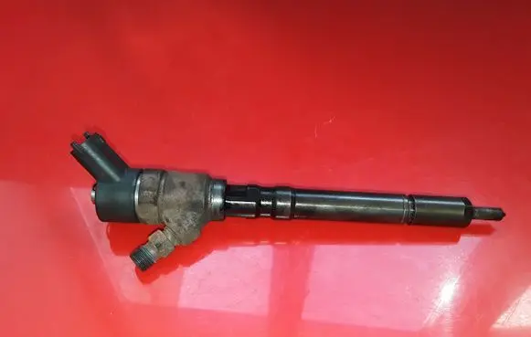 Hyundai Trajet Fuel injector 3380027010 0445110064