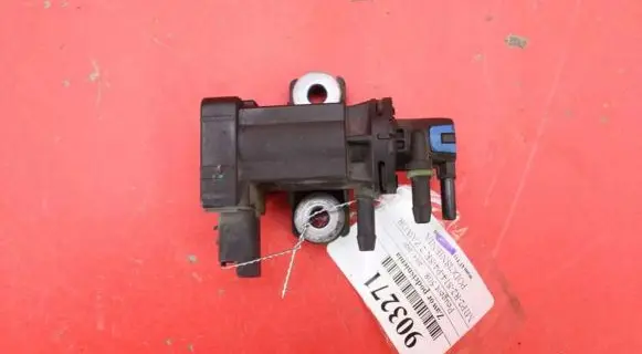 Peugeot 508 RXH Vacuum valve 9808206880