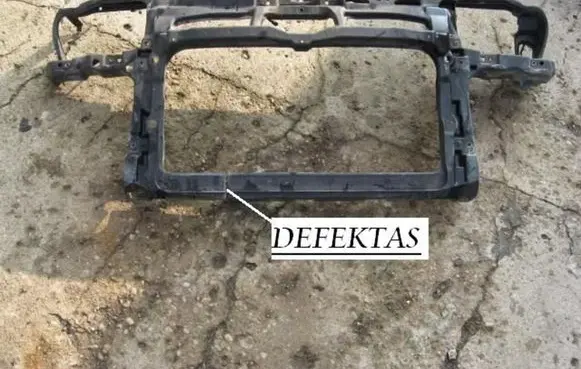 Volkswagen Golf IV Radiator support slam panel
